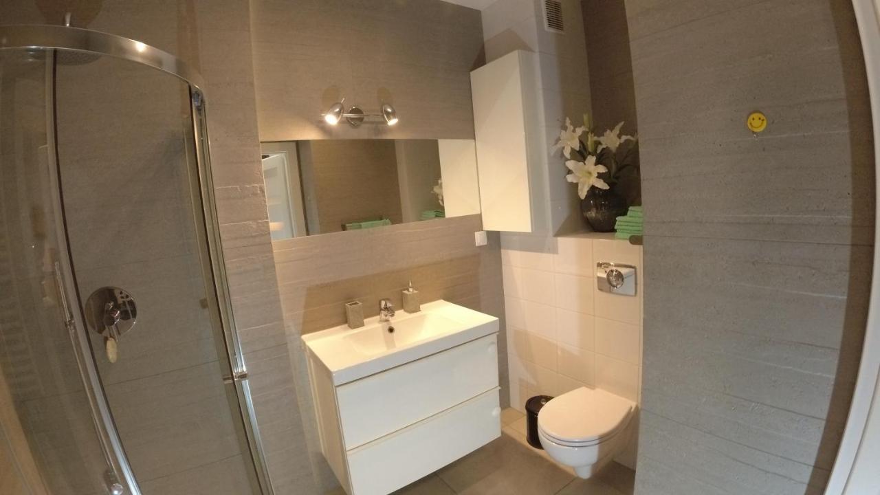 Comfort Apartment Pawia Street - Free Parking !!! คราคูฟ ภายนอก รูปภาพ